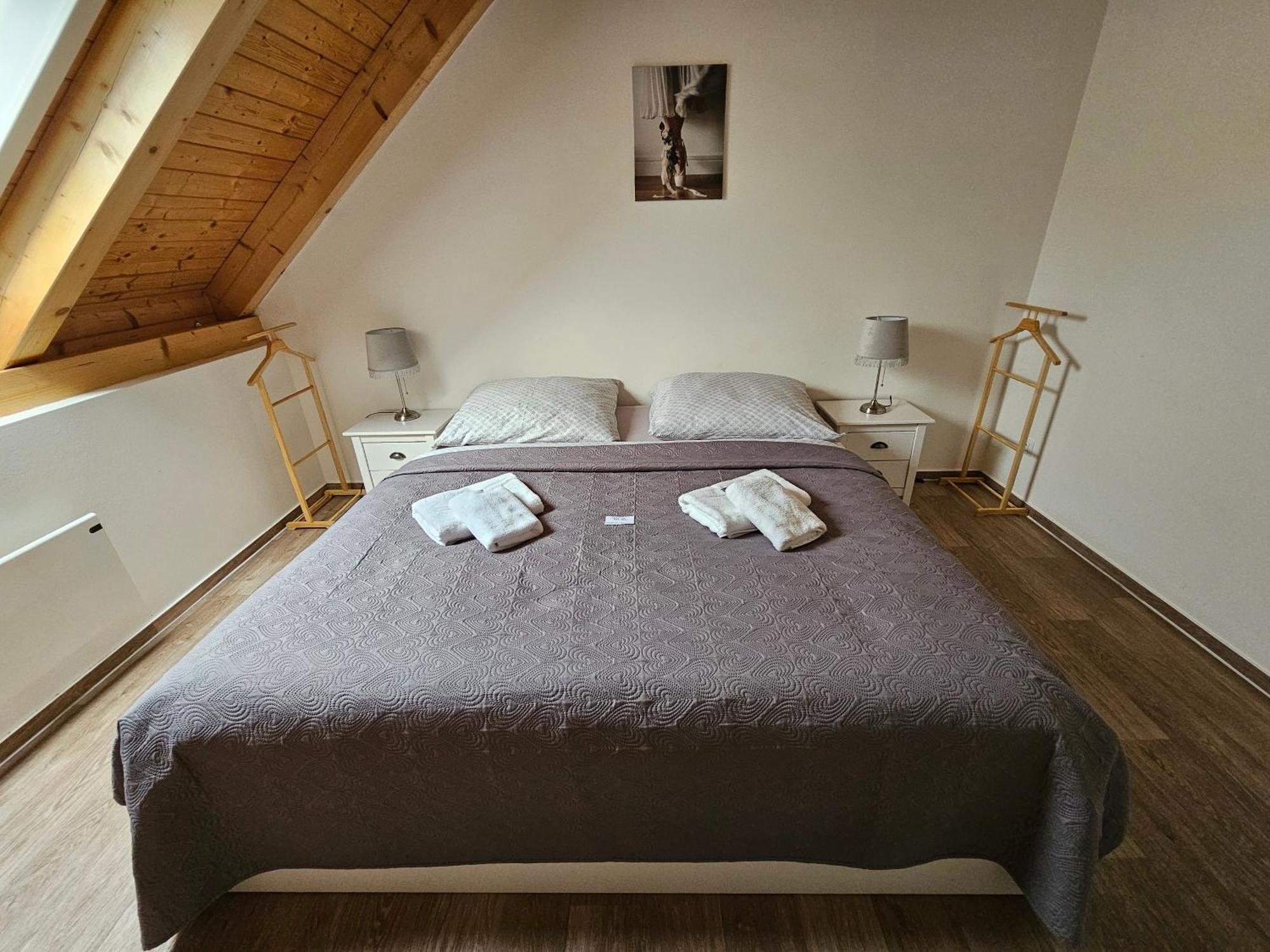 Apartman Maja Mikulov Exterior foto
